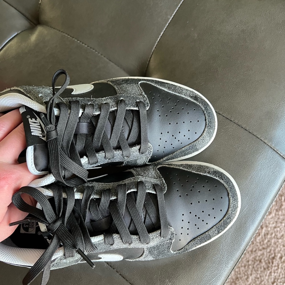 !!SOLD!! Nike Dunk Animal Pack- Zebra - Picture 4 of 10